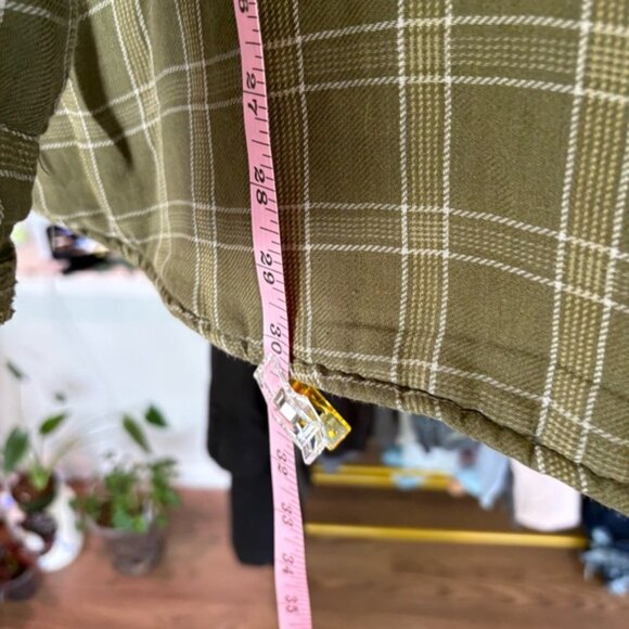 Ozark Trail Quilted Flannel Shirt Jacket Olive Green Plaid Oversized - Picture 2 of 6